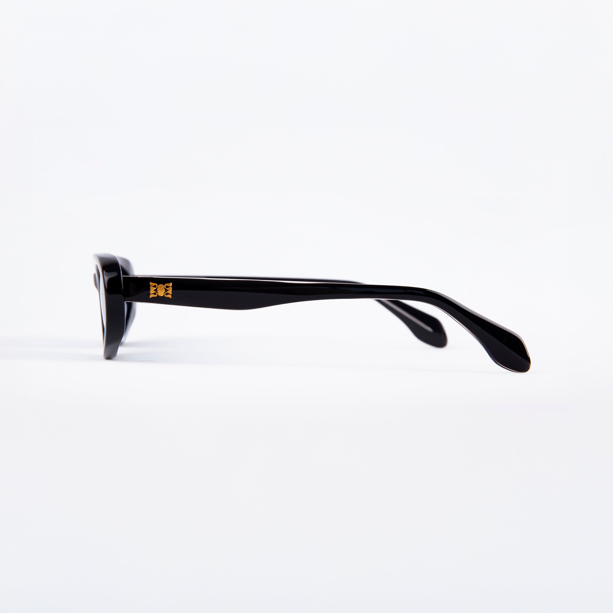 Luna Oval Sunglasses