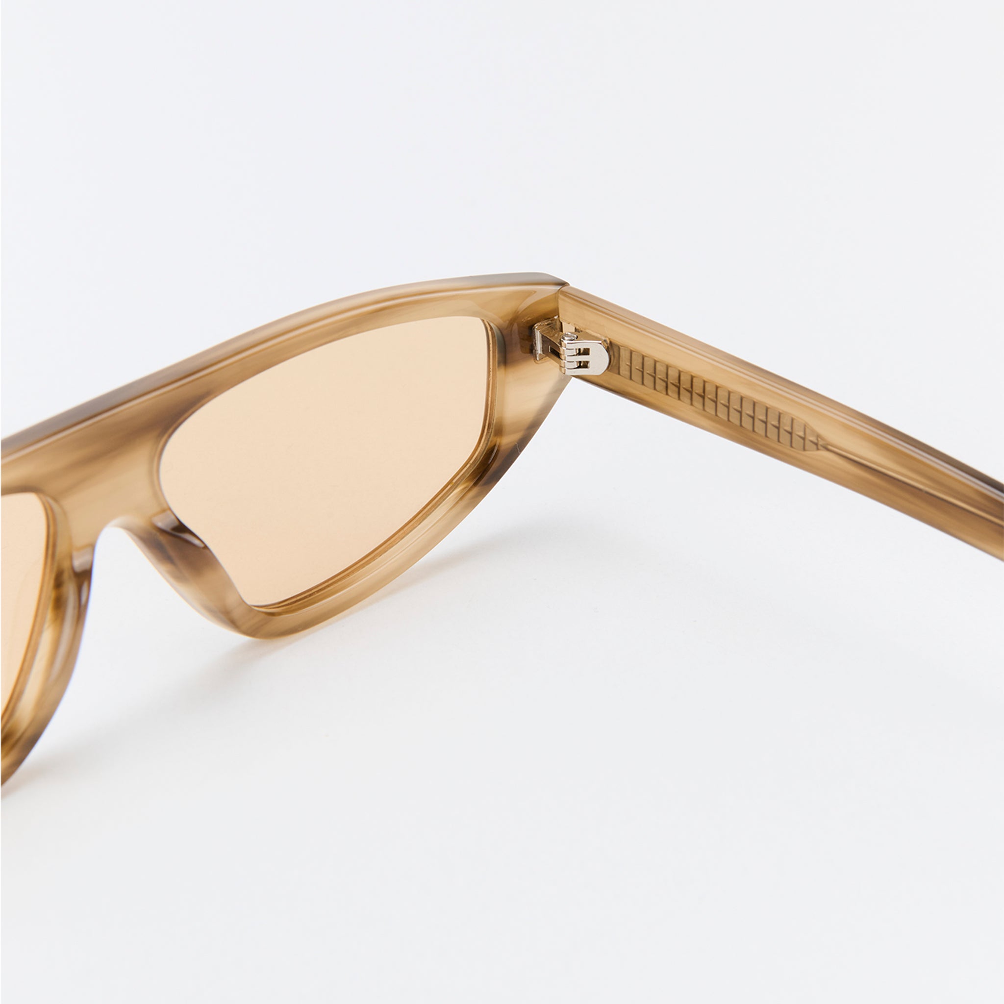 Blondie Lentes de Sol Angulares Champagne