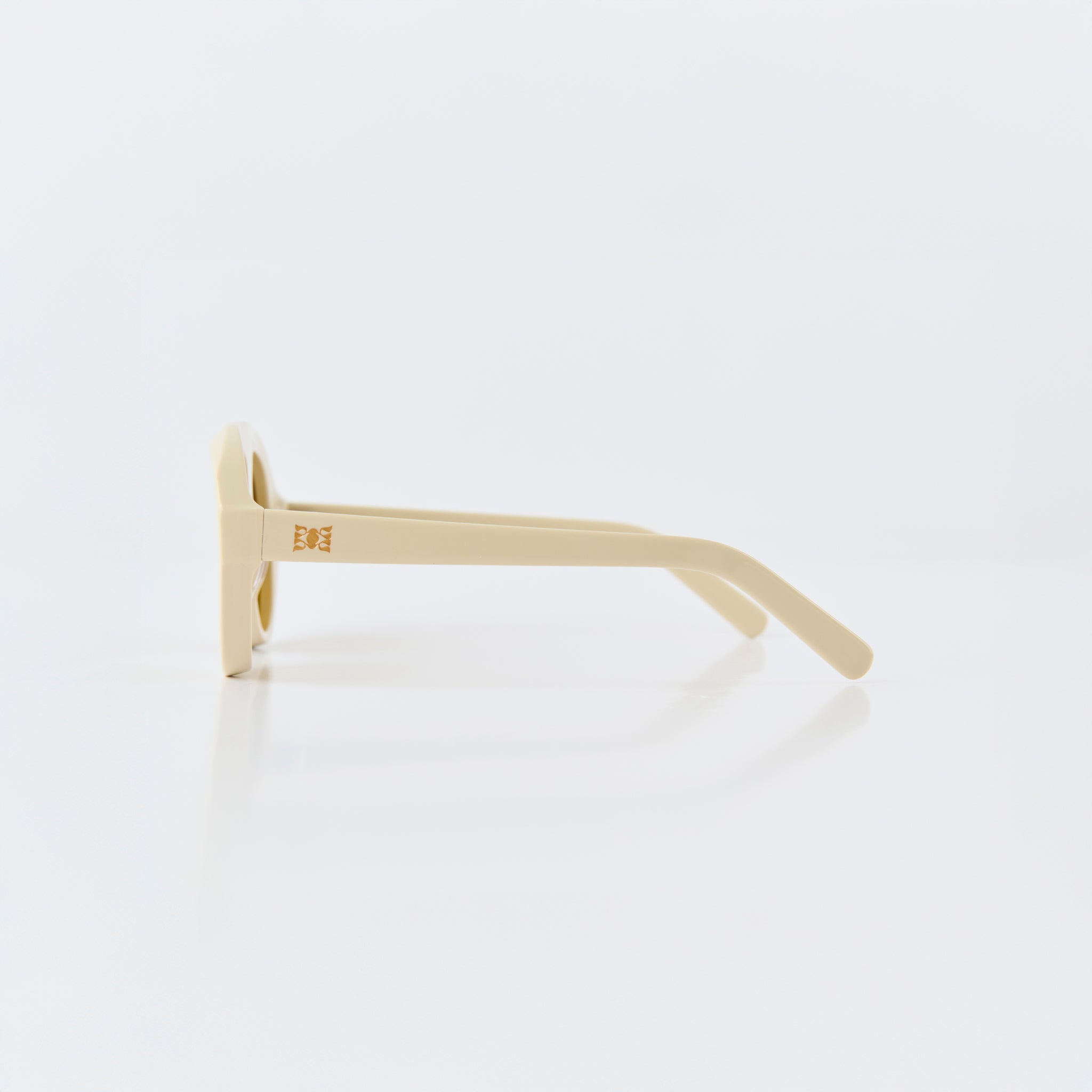 Gina Lentes Aviadores