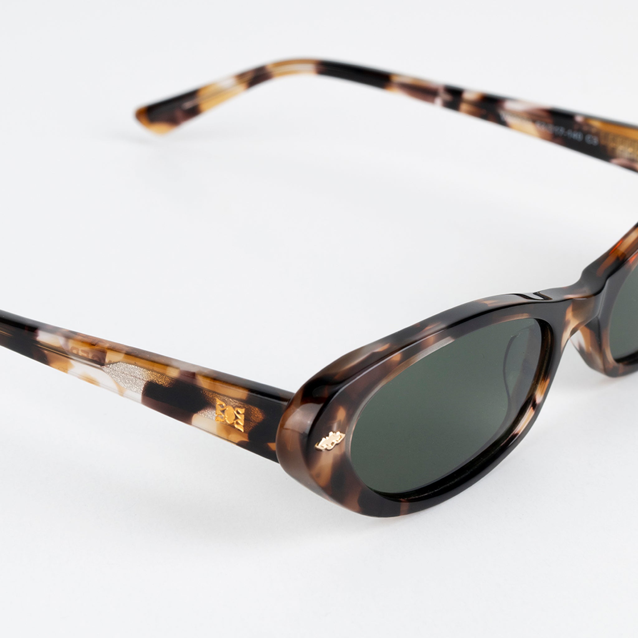 Lola Lentes de Sol Ovalados Carey