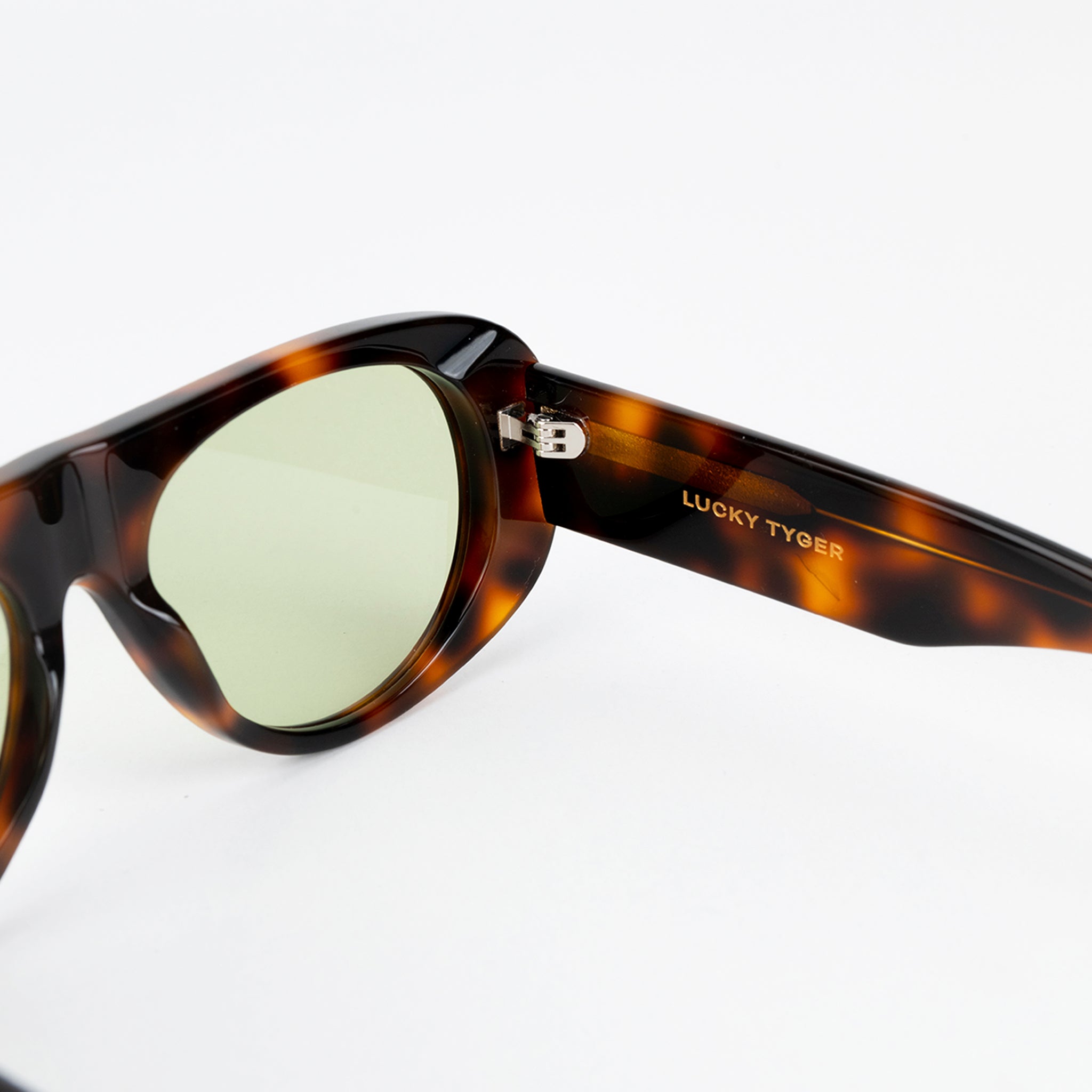 Gia Lentes de Sol Aviador