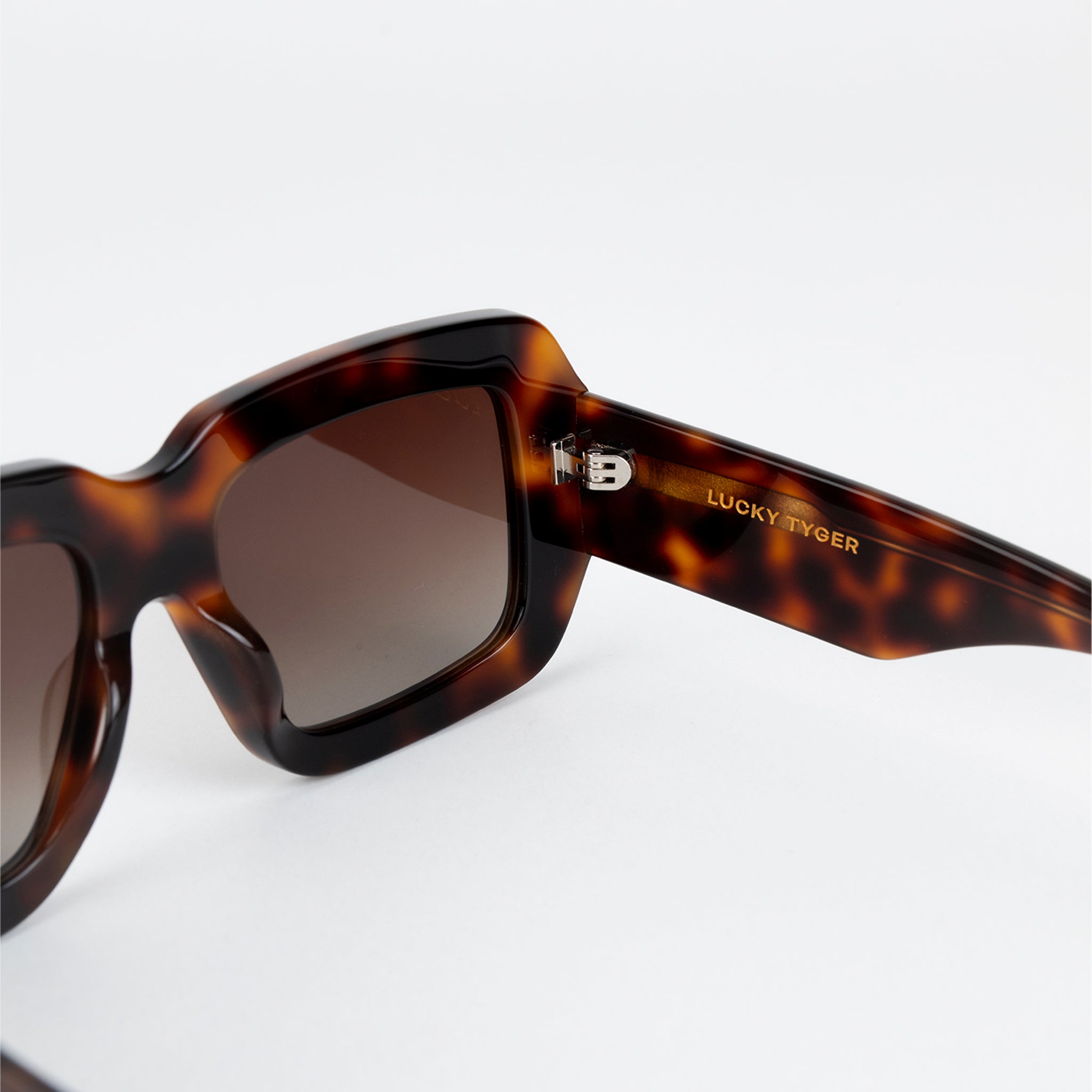 Roma Lentes de Sol Oversized Carey