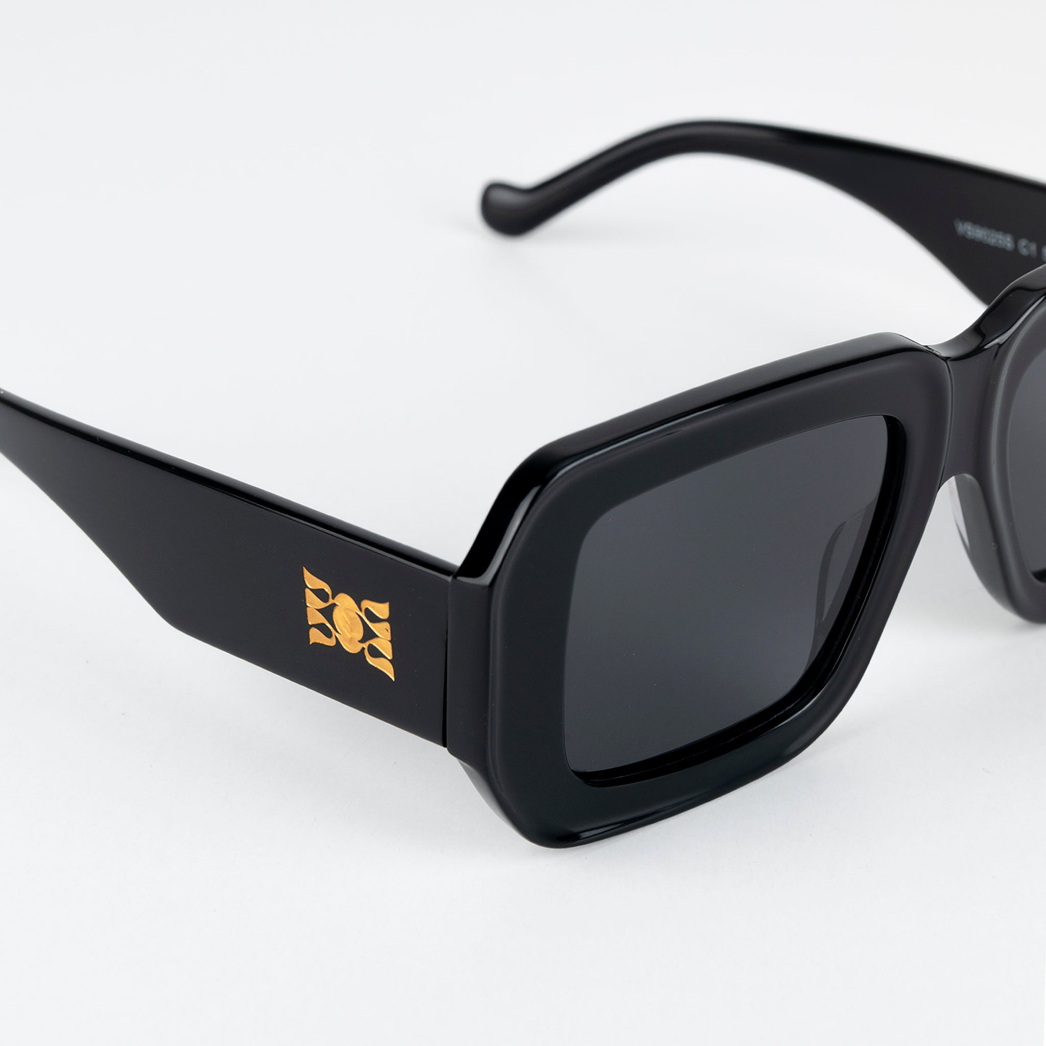 Roma Lentes de Sol Oversized Negros
