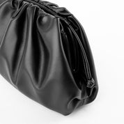 Clutch Fruncido Mediano Piel Vegana - Bolsos de Mano | LUCKY TYGER