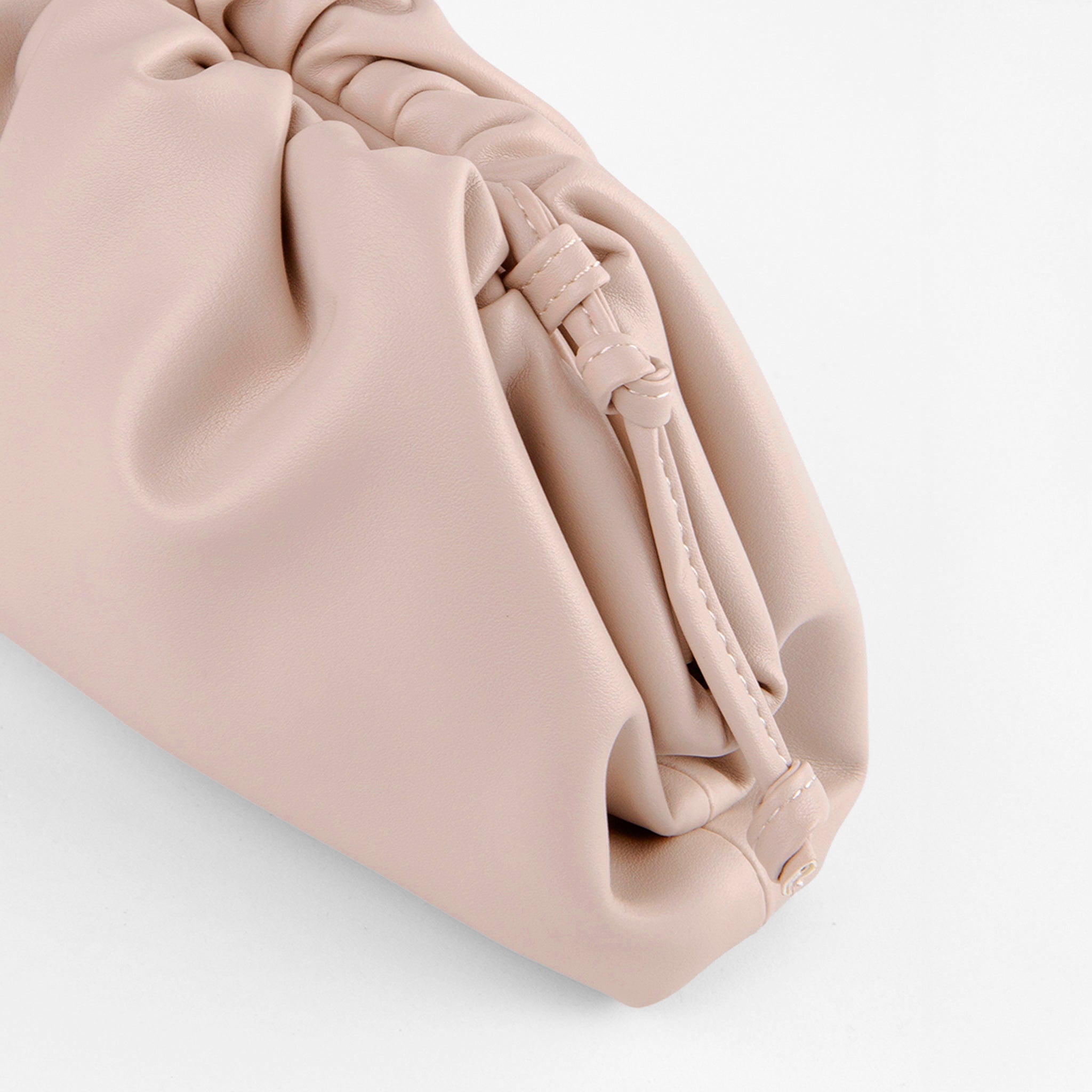 Clutch Fruncido Mini Cuero - Bolsos de Mano | LUCKY TYGER