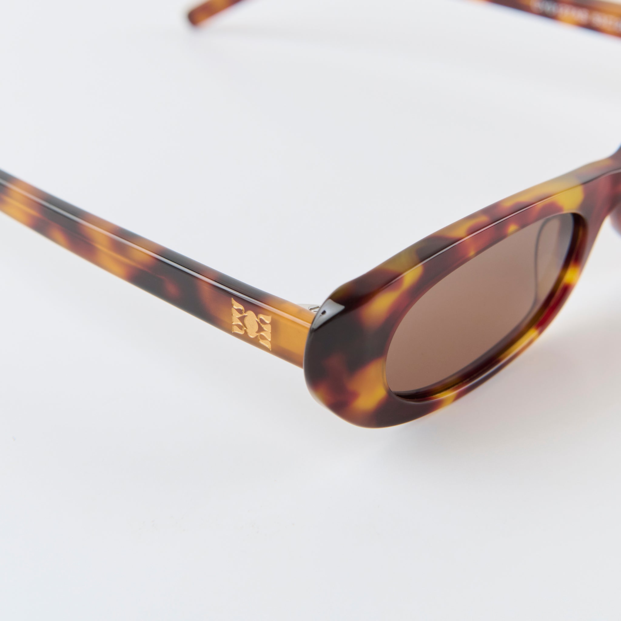 Lentes Oval Carey - LUCKY TYGER