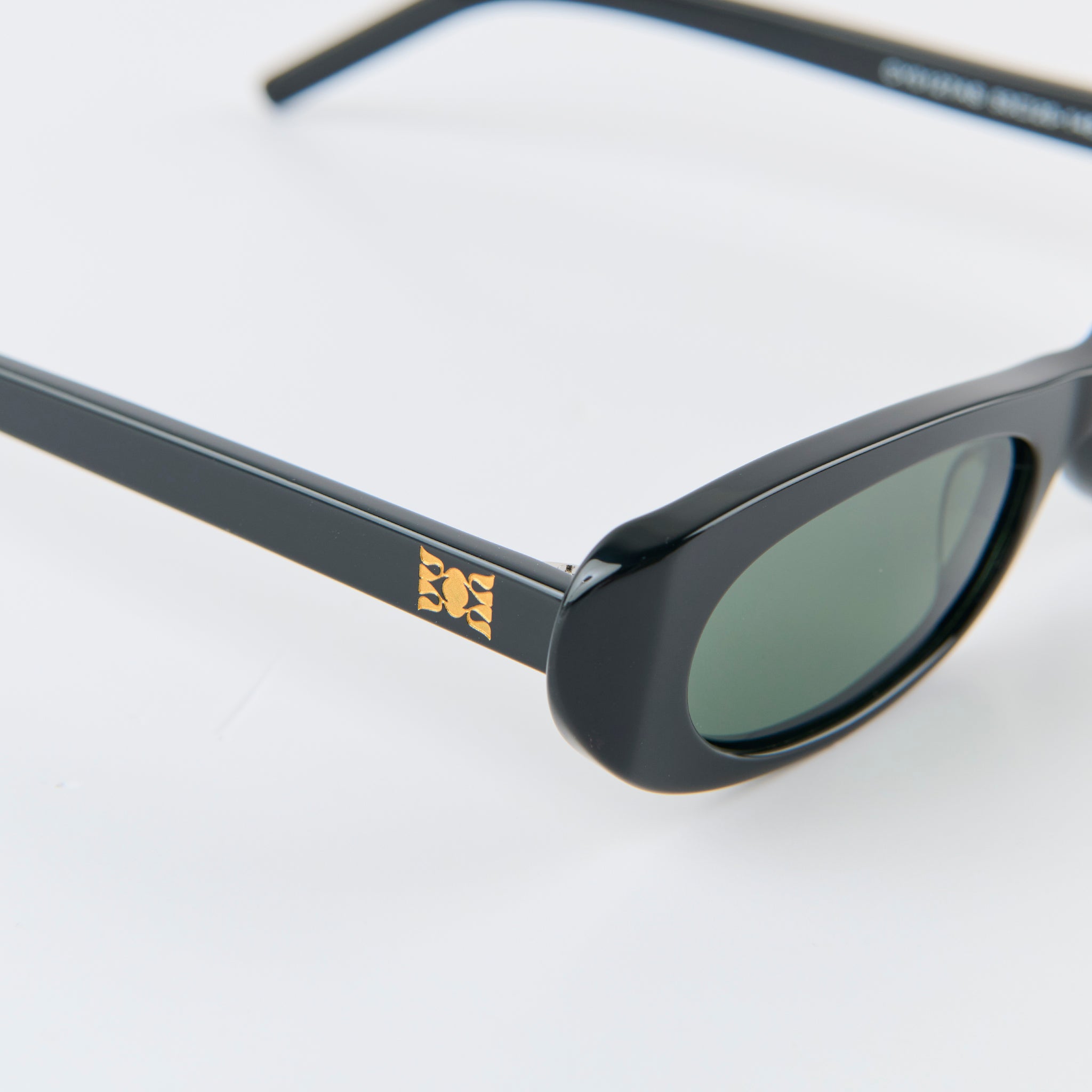 Lentes Oval - LUCKY TYGER