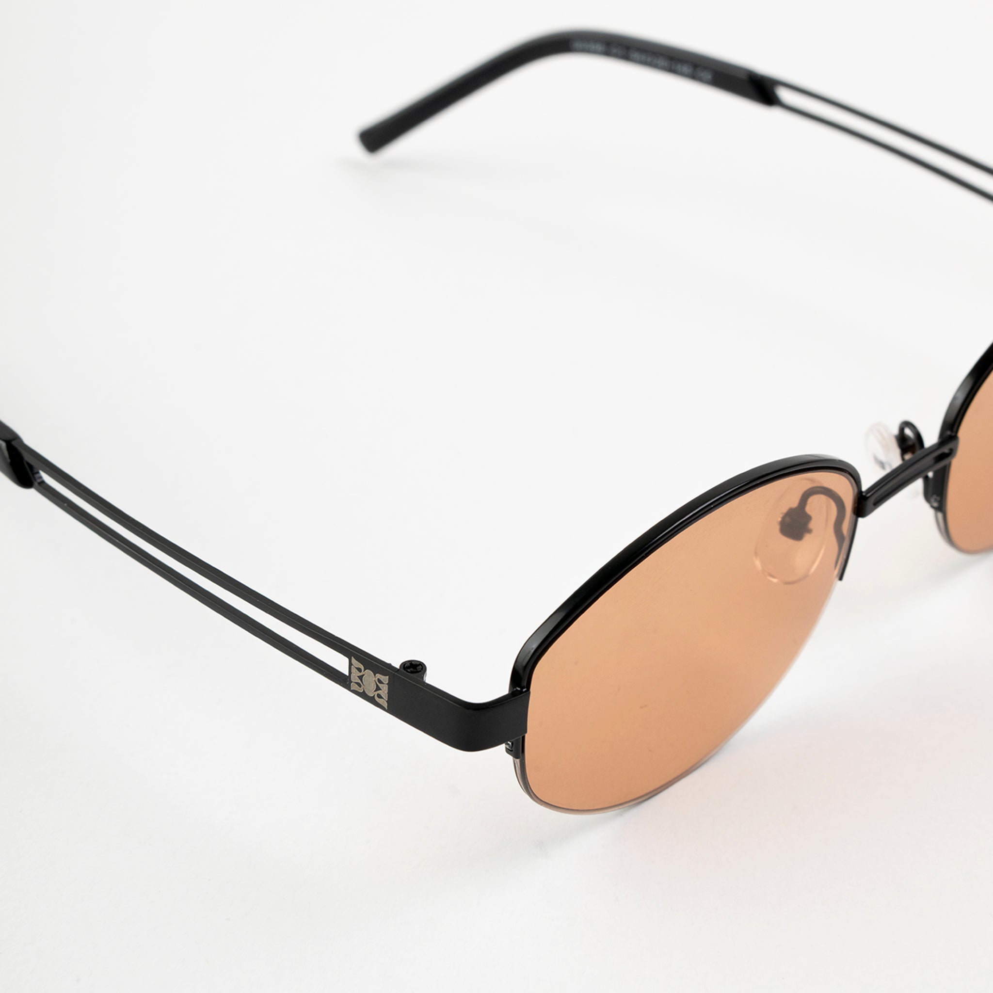 Negroni Lentes de Sol Oval Metal - Lentes | LUCKY TYGER