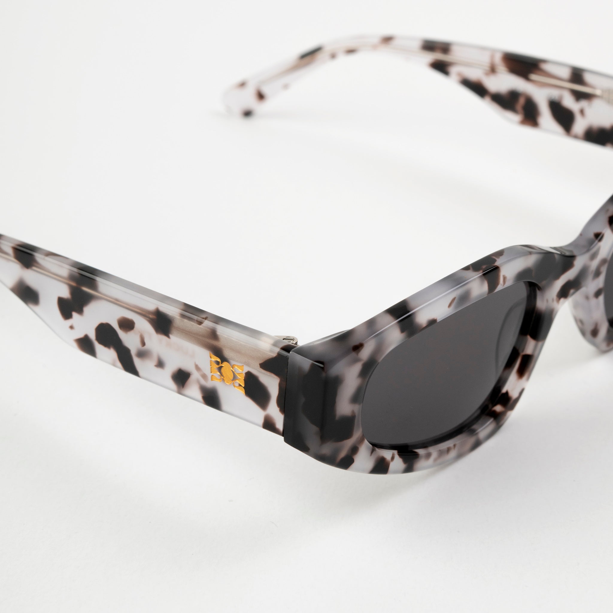 Nova Lentes de Sol Runway - Lentes | LUCKY TYGER