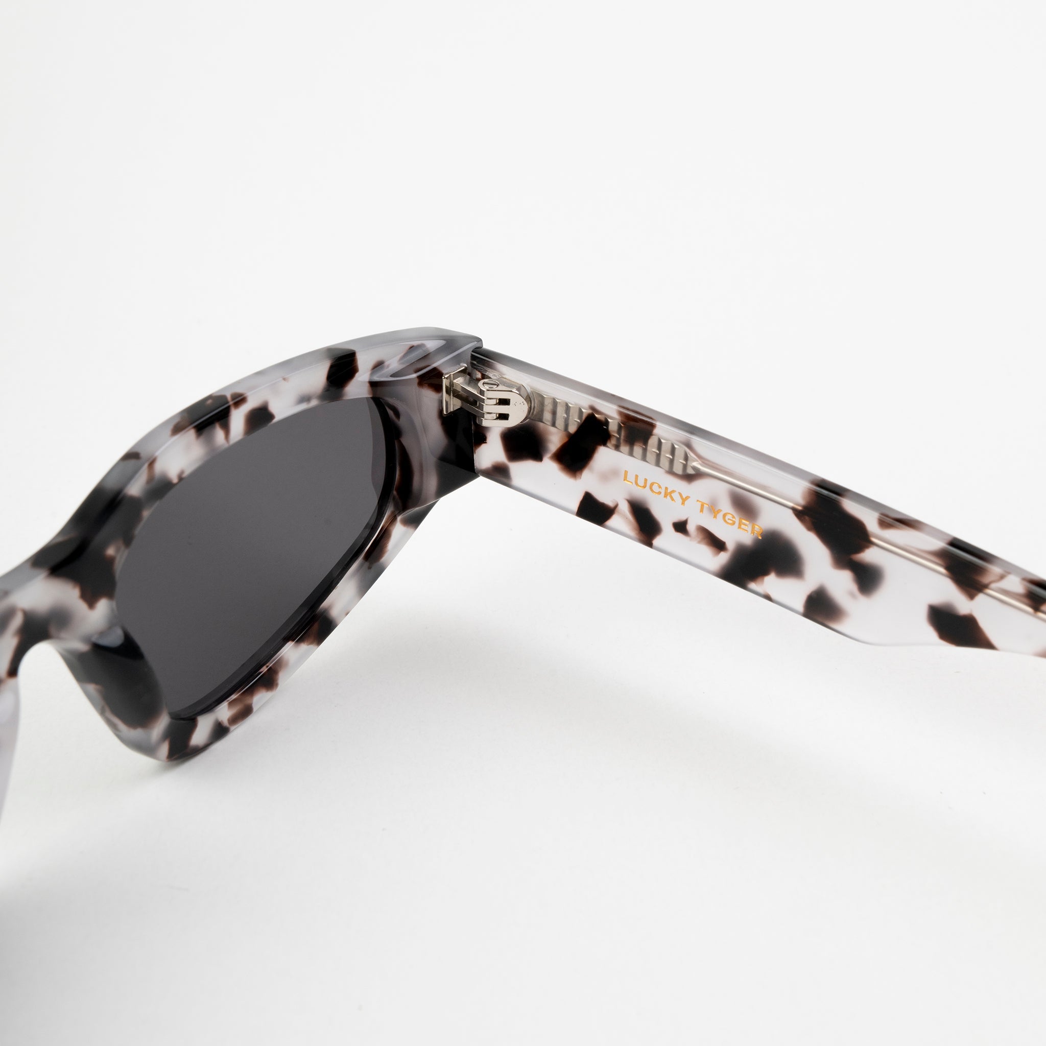 Nova Lentes de Sol Runway - Lentes | LUCKY TYGER